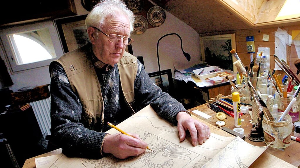 2004 entwarf Dietrich Genau eines der Wappen, die er jetzt der Stadt Seeland übergeben hat.