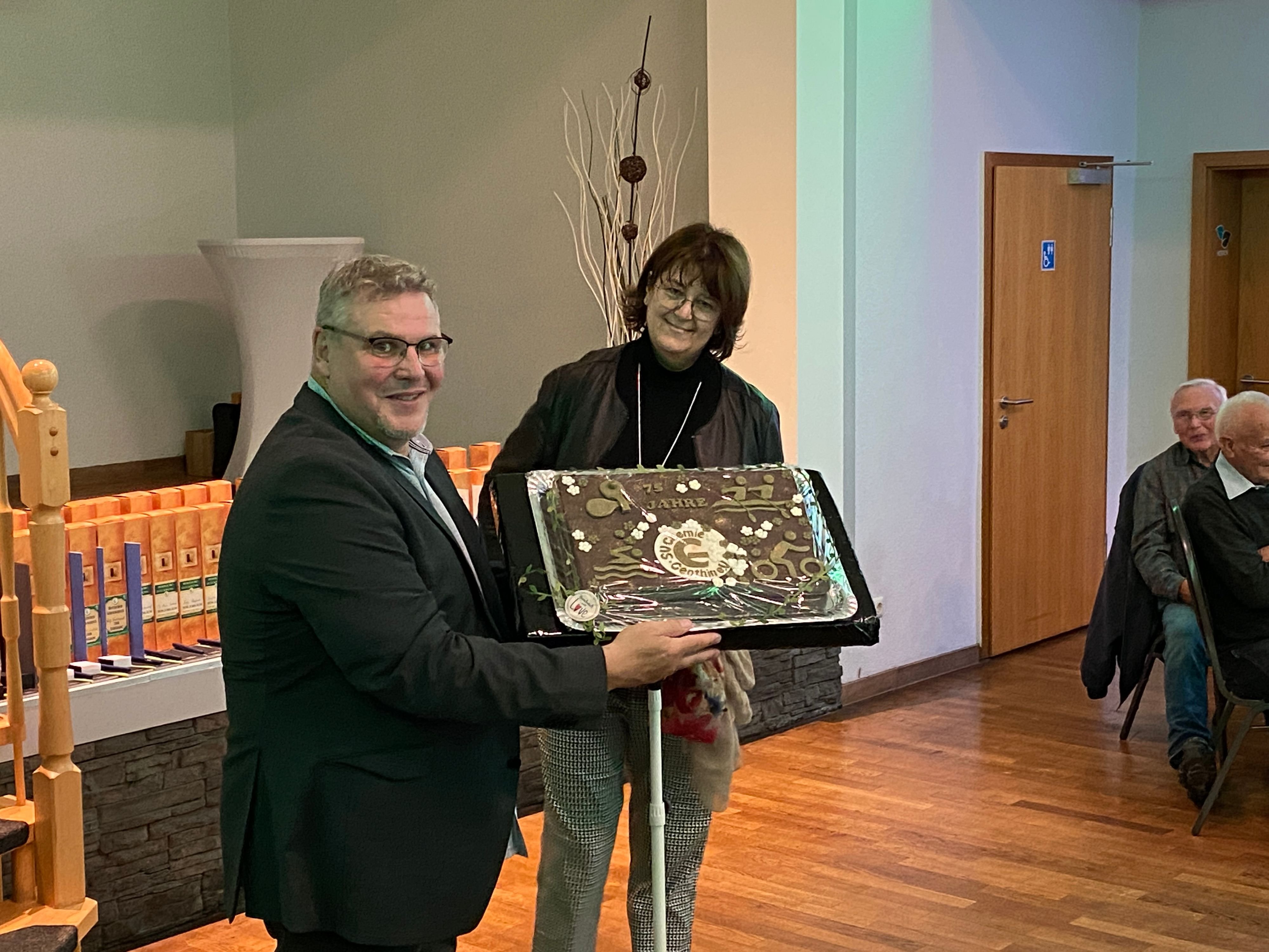 Jubiläum beim größten Verein der Stadt: Chemie Genthin feiert sein 75-Jähriges mit guten Nachrichten zum Sportplatz