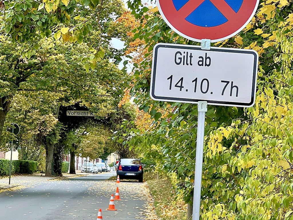 Straßensperrung in der Antoinettenstraße in Bernburg.