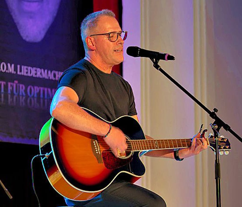 Thomas Lapschansky beim Benefizkonzert