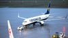 Die Billigairline Ryanair streicht weiter Flugverbindungen in Deutschland. Betroffen ist auch der Flughafen Leipzig/Halle.