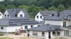 Vorsicht: Einschränkungen, die Bauherren den Zutritt zur Baustelle verwehren, verstecken sich oft in den AGBs eines Bauvertrags.