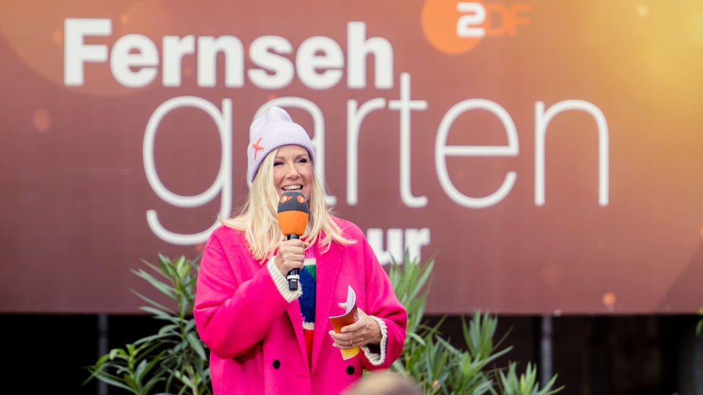 Andrea Kiewel nimmt es mit Humor: Die Moderatorin vertauschte im "ZDF-Fernsehgarten" zwei Bundesländer.