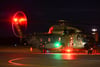 Ein CH-53 Transporthubschrauber kurz vor dem Start zu einem Nachtflug auf dem Flugplatz Holzdorf.