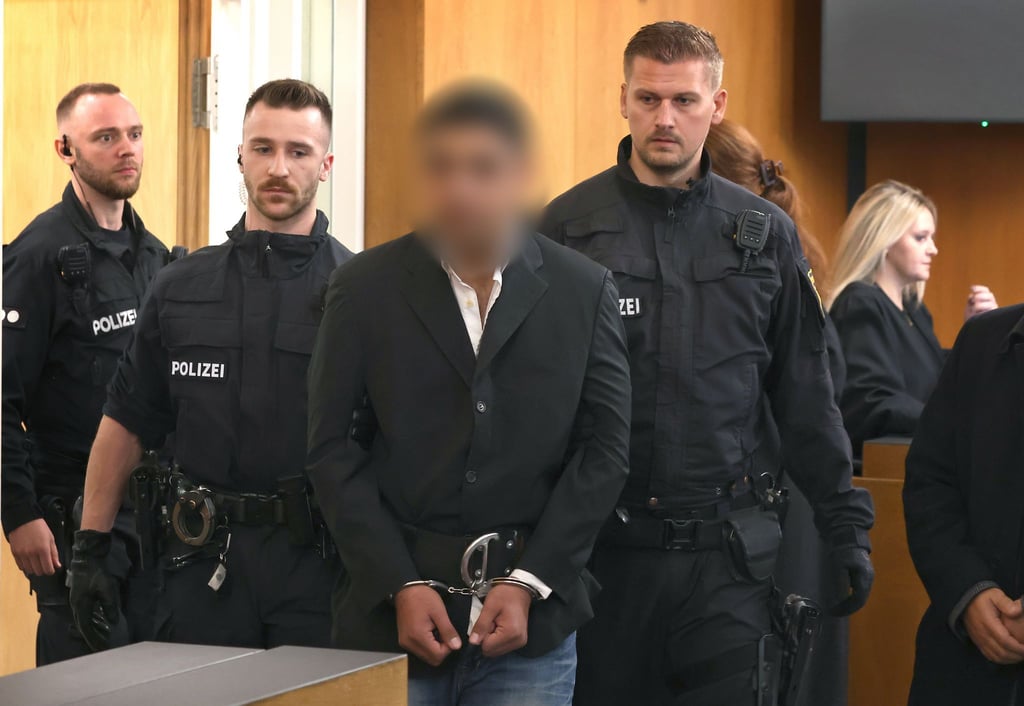 Der Beschuldigte wurde nach der Tat in einem psychiatrischen Krankenhaus untergebracht.