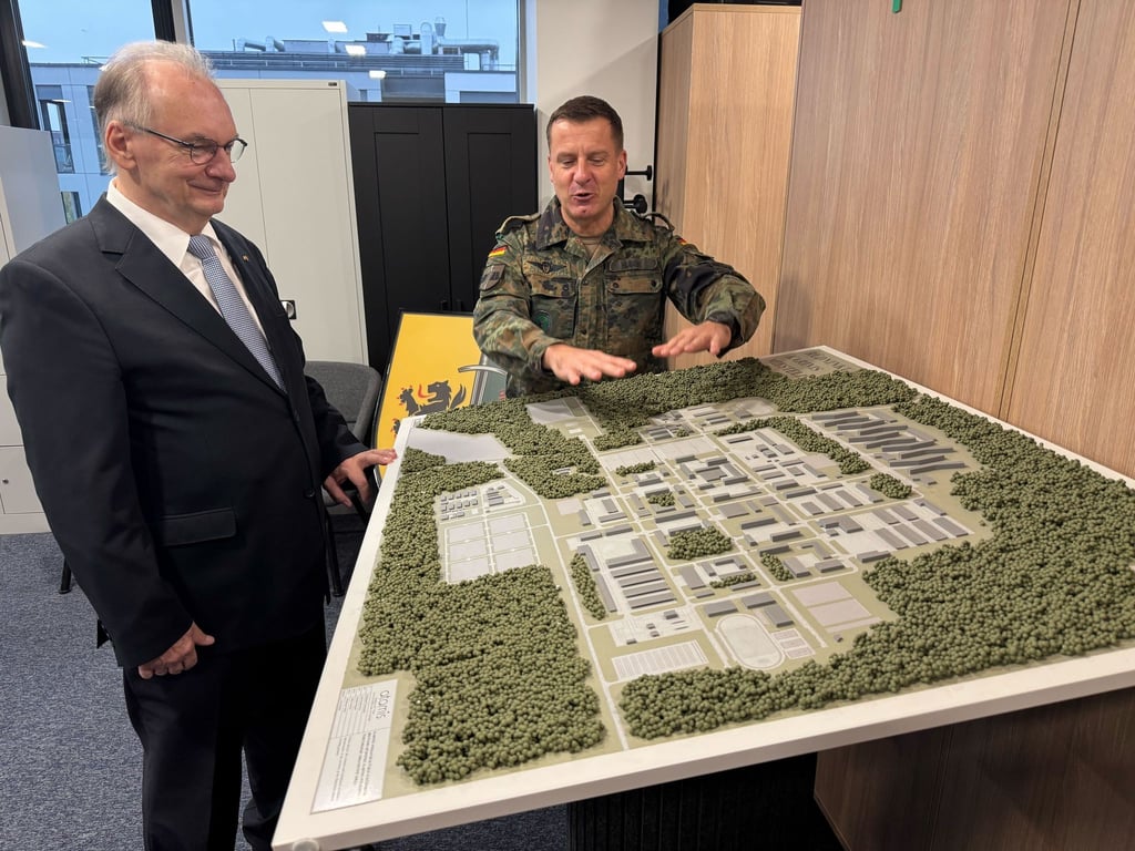 Der künftige Hauptstandort der Brigade soll eine noch zu bauende Kasernenanlage mit Truppenübungsplatz in Rudninkai sein. Bis zur Fertigstellung nutzt die Bundeswehr Übergangslösungen.