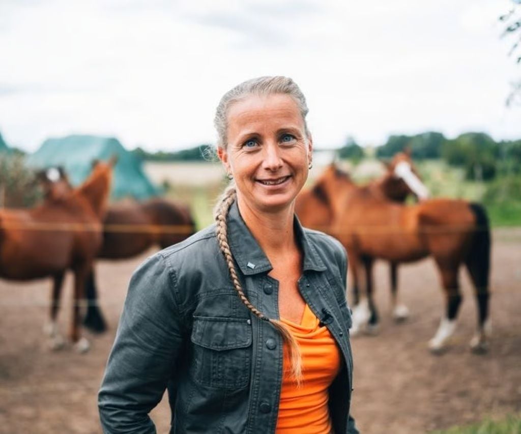 Landwirtin Kerstin Lehmann tritt als AfD-Kandidatin für die Bürgermeisterwahl in Petersberg an. Ihre Leidenschaft zu Pferden hat sie schon von Kindheitstagen an.