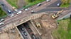 Gut zu sehen: Diese Brücke am Rennbahnkreuz ist schon fast abgerissen.