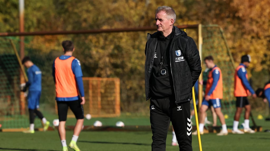 Die Ruhe, Erfahrung und natürliche Autorität des Petrik Sander soll den 1. FC Magdeburg wieder in die Spur bringen.