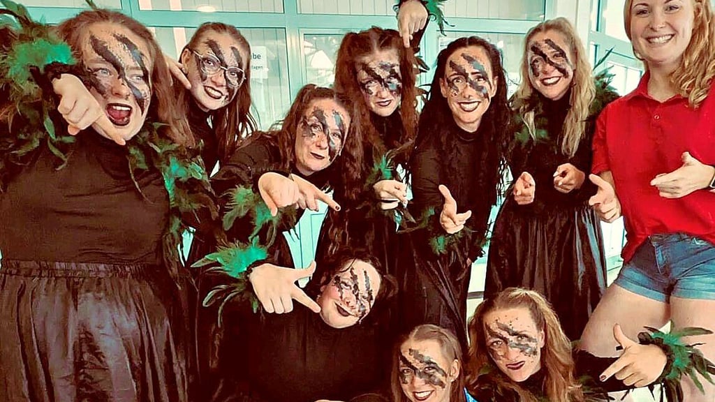 Die Prinzengarde des 1. Staßfurter Carnevalsvereins beim Lettiner Freundschaftswettkampf.