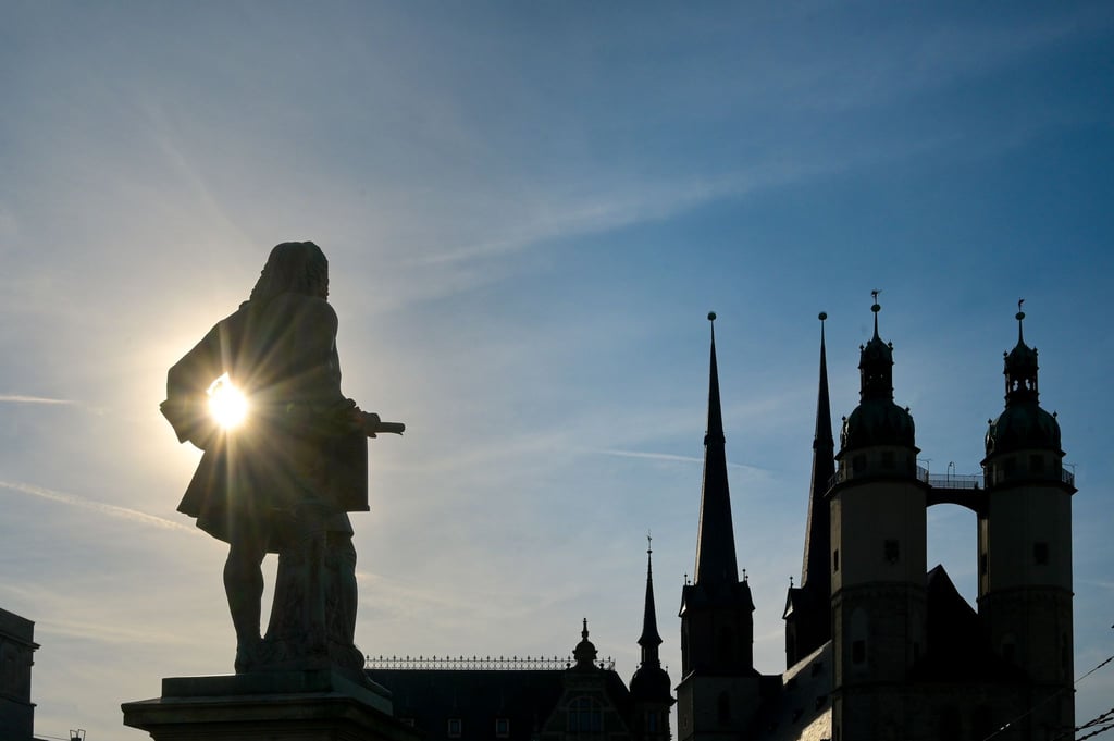 Für Menschen aus dem Ausland will die Stadt Halle wieder attraktiver werden. (Symbolfoto)
