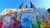 Hinter der wegen einer Baustelle verhüllten Fassade des Wernigeröder Rathauses krachte es zuletzt gewaltig unter Mitgliedern des Stadtrates.
