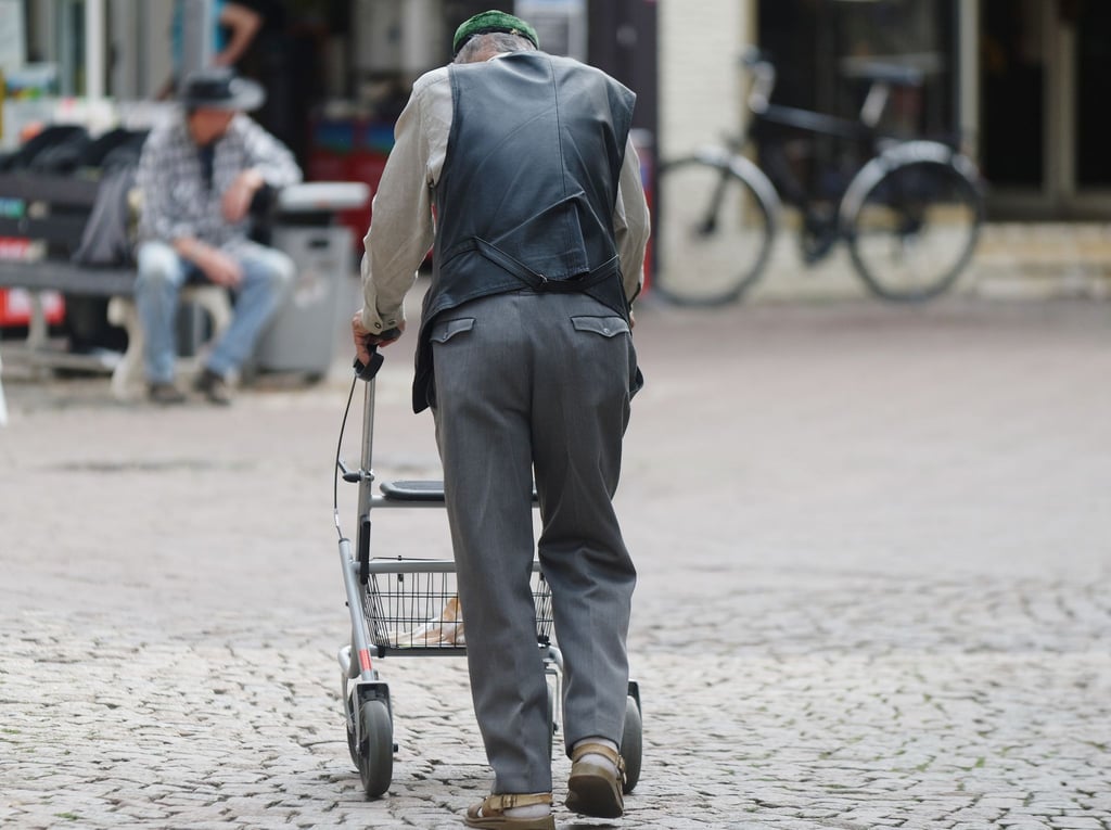 Osteoporose ist eine Volkskrankheit - doch laut AOK sinkt die Zahl der Betroffenen in Niedersachsen. (Symbolbild)