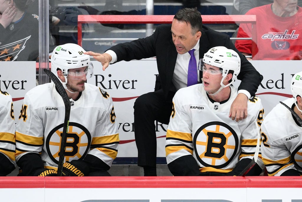 Marco Sturm kassiert mit den Boston Bruins die nächste Niederlage. (Archivbild)