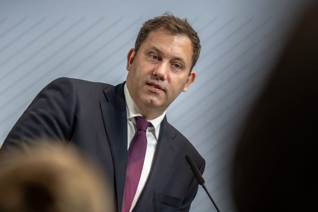 SPD-Chef Lars Klingbeil plant in Brandenburg an der Havel einen Bürgerdialog mitten im OB-Wahlkampf. (Archivbild)