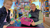 Herbstmarkt Staßfurt: das Abschluss-Wochenende, Zoe Scheit (6) mit Vater Stefan Köpke (42)