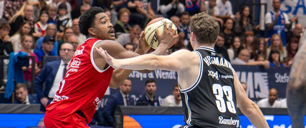 Foster Marcus (l.) und der MBC standen gegen Bamberg auf verlorenem Posten.