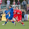 Jonas Nietfeld (l.) fiel gegen seinen Ex-Verein HFC vor allem als Arbeiter auf, legte dann für die VSG Altglienicke den Ausgleich auf.