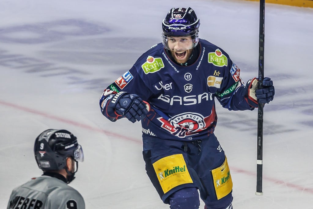 Angreifer Yannick Veilleux erzielte den ersten Treffer der Eisbären Berlin beim Auswärtssieg in Iserlohn.