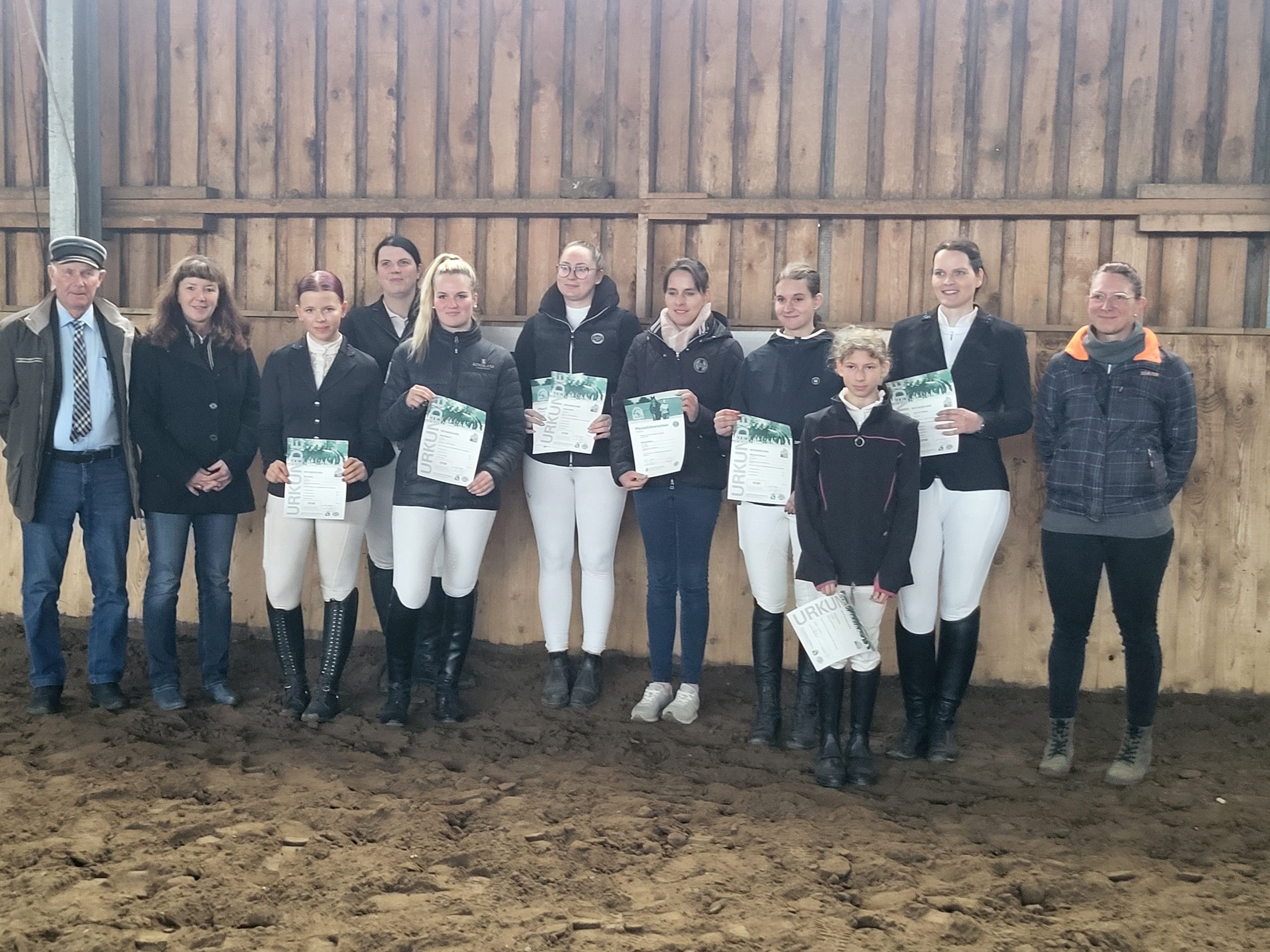 Sportvereine im Harz: Dedeleben: Zahlreiche Abzeichen für den Reitsport