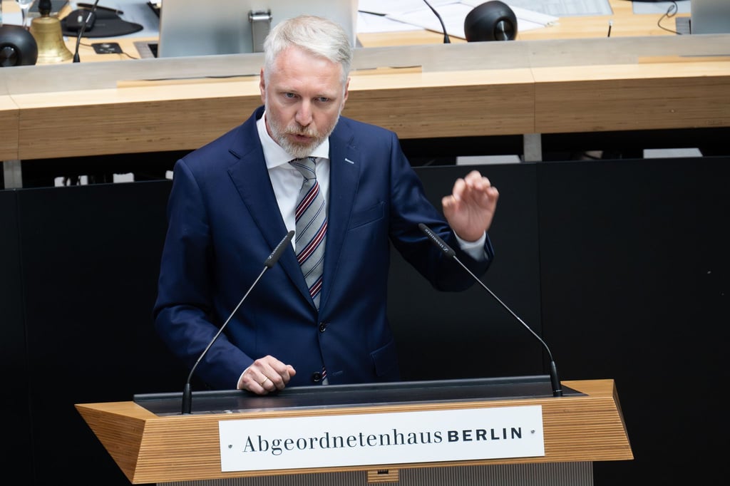 Der frühere Linke-Politiker Sebastian Scheel ist neuer Staatssekretär im sächsischen Wirtschaftsministerium. (Archivbild)