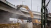 Die alte Ringbahnbrücke wurde im Frühjahr abgerissen - jetzt beginnen die Arbeiten für den Ersatzneubau. (Archivbild)