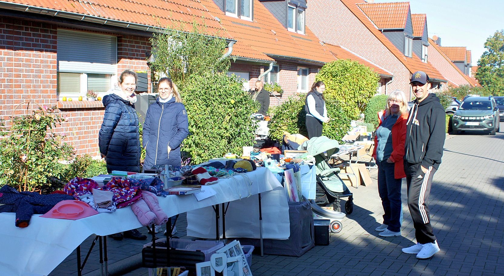 Flohmarkt in der Nachbarschaft: Gartenstraße in Eggersdorf wird zu Basarmeile