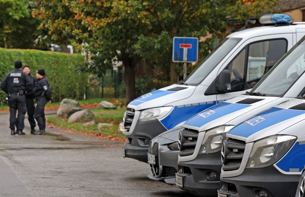 Erneut ist die Polizei im Fall des toten Fabian in der Region südlich von Güstrow aktiv. (Archivbild)