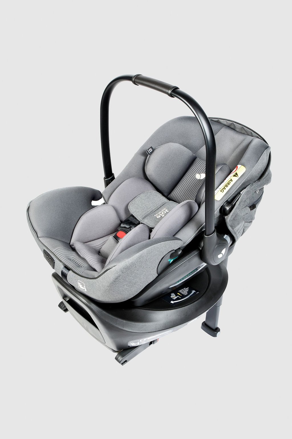 Bei den Babyschalen bekommt die „Joie i-Level Pro“ die Note 2,3.
