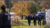 Nach Angaben der Polizei ist das Gelände etwa einen halben Hektar groß.
