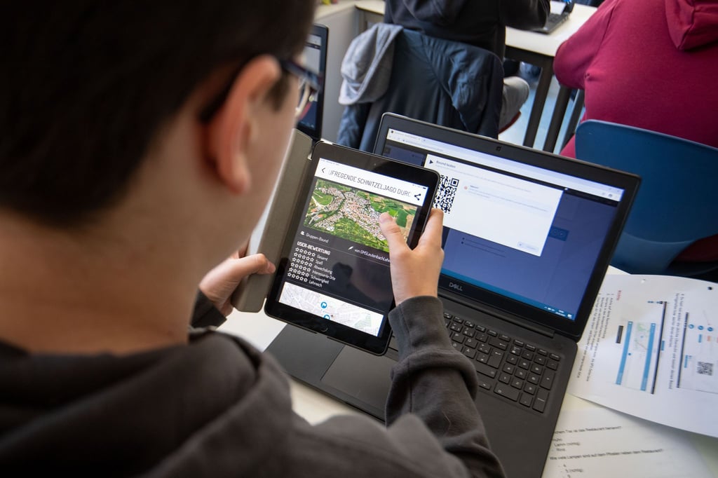 Mehr als 30 Prozent der sächsischen Schüler belegen in der Oberstufe Informatik. (Symbolbild)