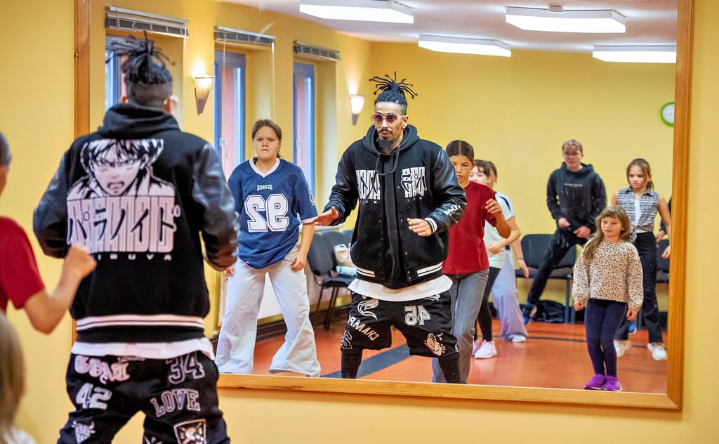 Zum Weltmädchentag am 11. Oktober gab Osama al Hamad aus Naumburg einen Hiphop-Workshop im Jugendzentrum Otto.