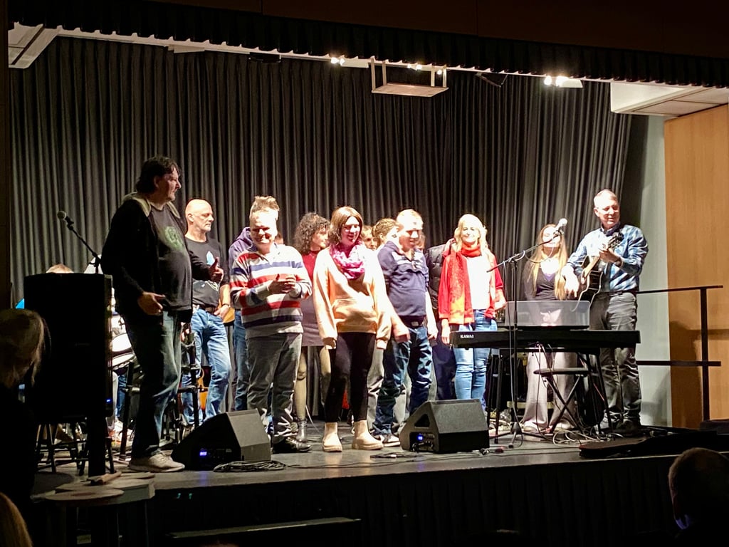 Der gemeinsame Abschluss mit allen Teilnehmern der Open-Stage.