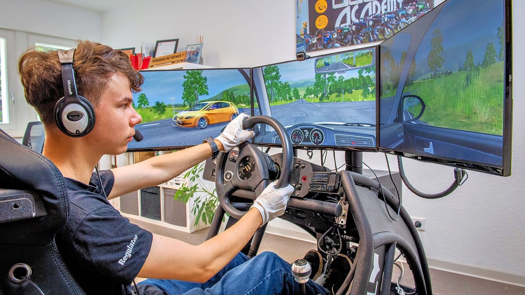 Laut den Reformvorschlägen des Bundesverkehrsministeriums könnten Fahrsimulatoren bald eine wichtigere Rolle in der Fahrschule spielen.