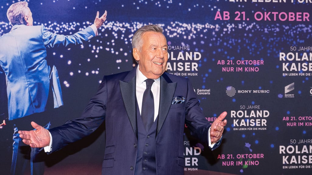 Schlagersänger Roland Kaiser bei der Premiere des Films „50 Jahre Roland Kaiser - Ein Leben für die Musik“.