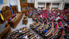 Trotz des laufenden Krieges tagt das ukrainische Parlament weiter. (Archivbild)