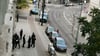 Großaufgebot der Polizei in Magdeburg-Buckau: Ein Streit unter Nachbarn eskalierte – offenbar war auch ein waffenähnlicher Gegenstand im Spiel.