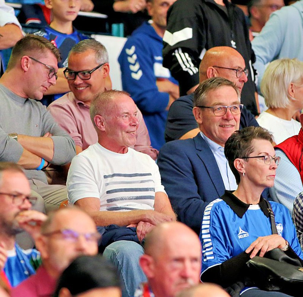 Ex-Trainer Uwe Jungandreas und Bundestrainer Alfred Gislason sahen das Spiel.