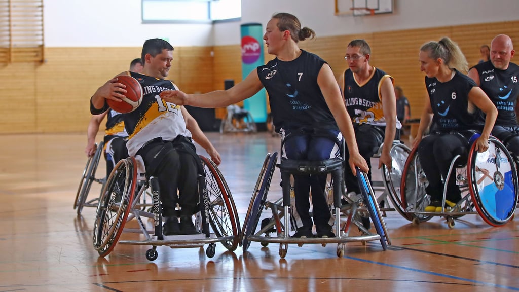 Andrej Karenik (l.) war in Leipzig der beste Werfer der Rolling Baskets mit 39 Punkten.