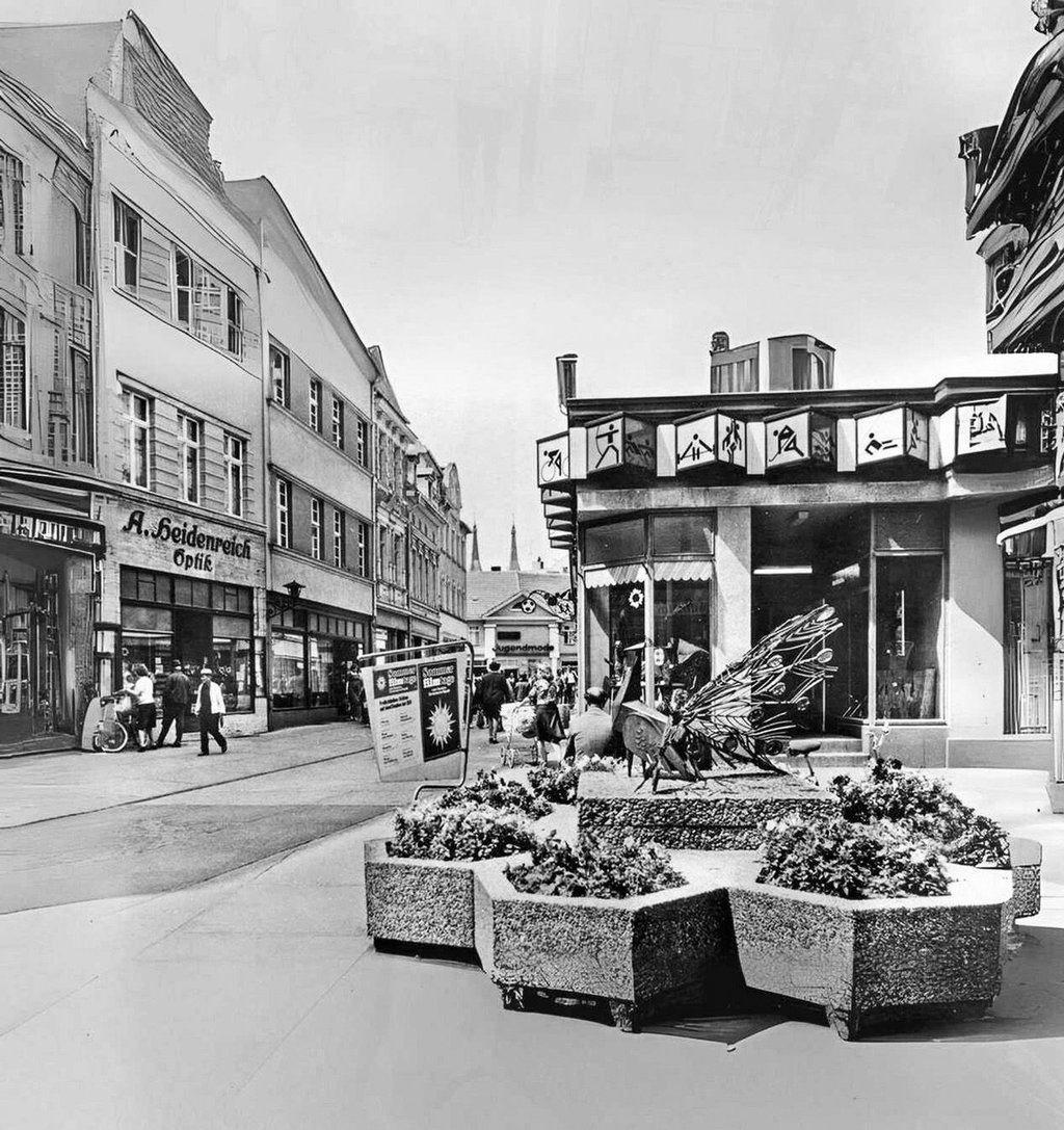 „Ansichtskarte der Schalaunischen Straße in Köthen aus dem Jahr 1979 ... “, steht unter diesem Foto, das am 15. Oktober bei Facebook gepostet wurde. Nutzer mit Ortskenntnis enttarnten es als verfälscht.