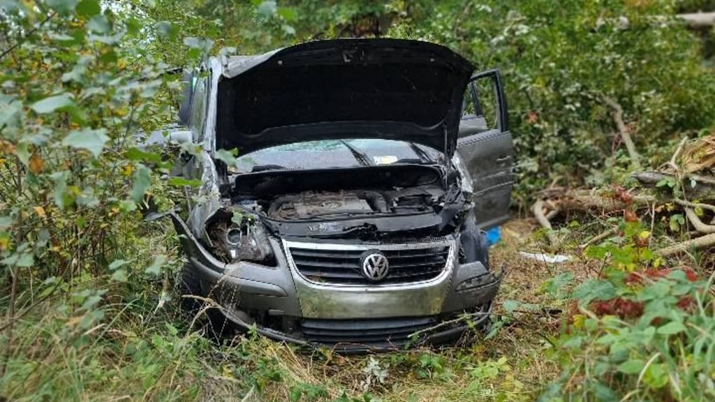 Auf der A2 bei Burg hat sich am Montag ein Auto überschlagen. Vier Personen wurden bei dem Unfall verletzt.