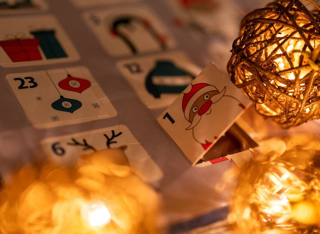 Klassisch und beliebt: Adventskalender mit Schokolade.