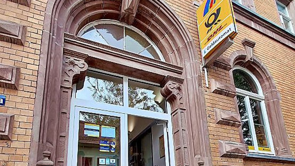 Bald geschlossen: Blick auf die Postbank in der Sangerhäuser Bahnhofstraße.