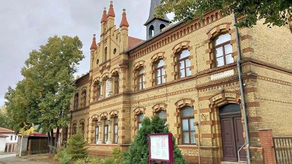 Das Bendix-Stift aus Frose steht unter Denkmalschutz. Nun muss es saniert werden.