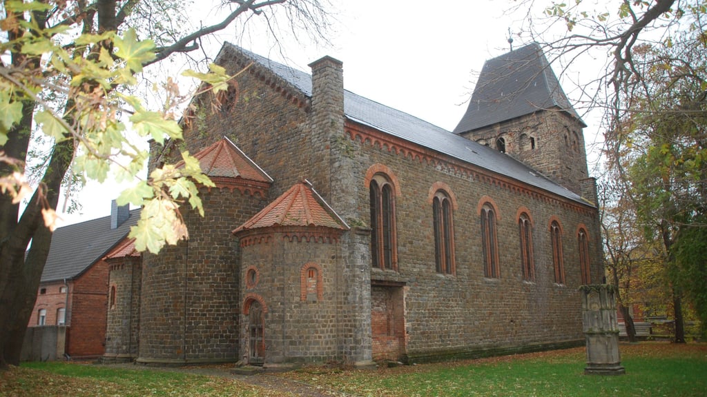 Ist die Zukunft der Kirche in Dahlenwarsleben und der anderer Gotteshäuser der Pfarrbereiche Angern, Colbitz und Wolmirstedt gefährdet? Um den Bestand zu sichern, könnte die Gründung einer Stiftung helfen.