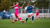 Turbine Potsdam (in blau) im Zweitligaspiel gegen den VfB Stuttgart.