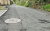 Die Straße Rosental  wurde mit eigenen Mitteln repariert.