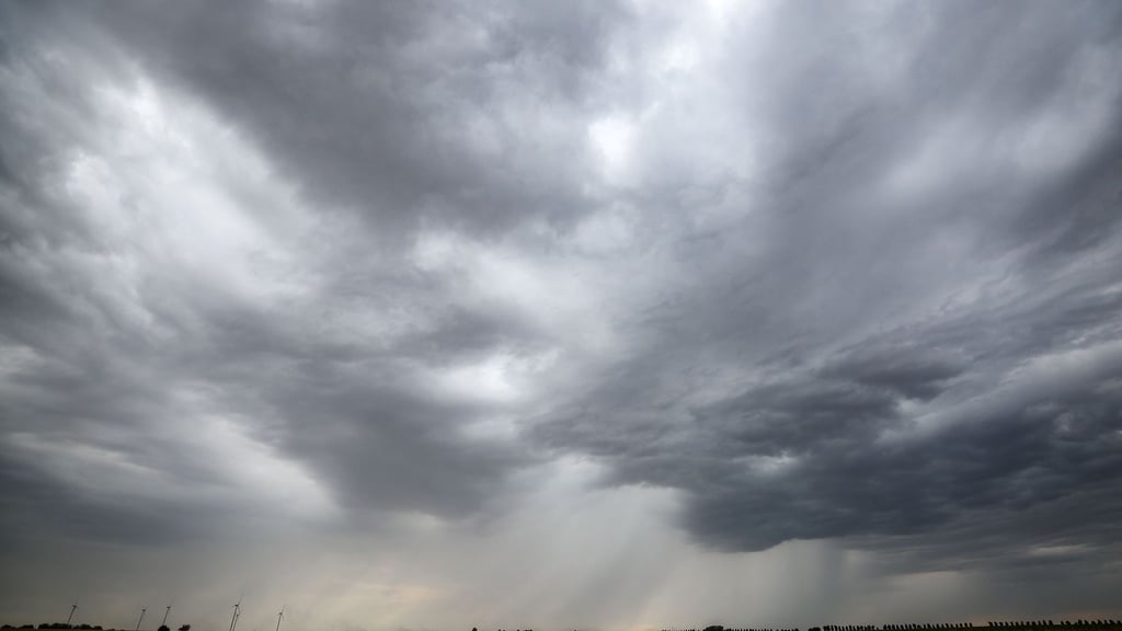 In Sachsen-Anhalt sind Gewitter und Sturmböen möglich. (Symbolfoto)