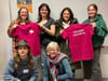 Ein Teil der aktuellen Jugendjury mit Amelie Wessig (oben links) und der Koordinatorin Karen Leonhardt: Die Jury besteht aus insgesamt zwölf jungen Engagierten. 