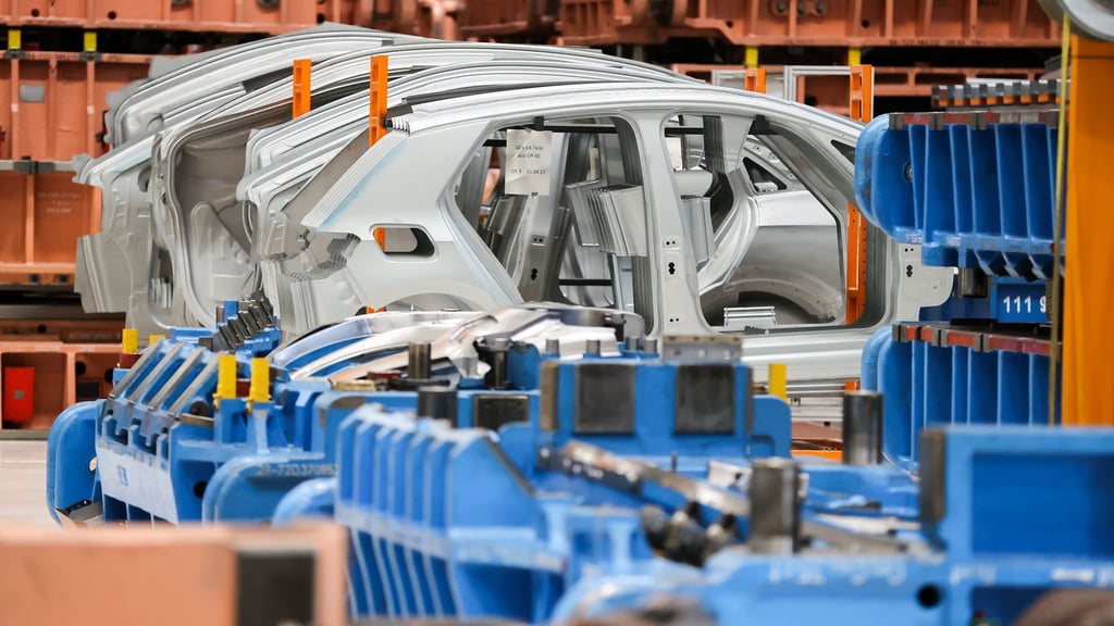 Industrie und Handwerk in Südwestsachsen schlagen Alarm: „Die regionale Wirtschaft bleibt auf Talfahrt.“ (Symbolbild)